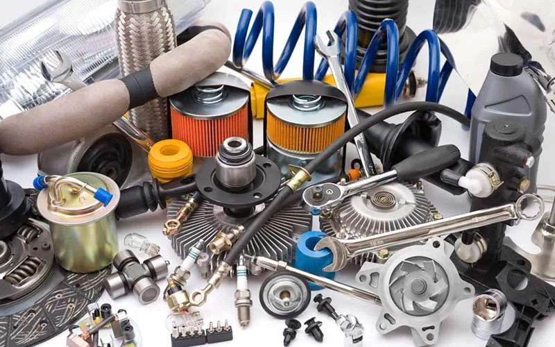 Phụ tùng, đồ nghề chuẩn bị cho xe máy