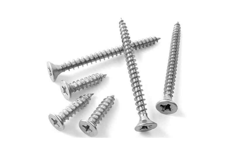 Phân biệt dựa vào bước ren vít