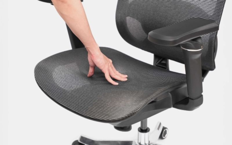 Lưới ghế công thái học bị chùng