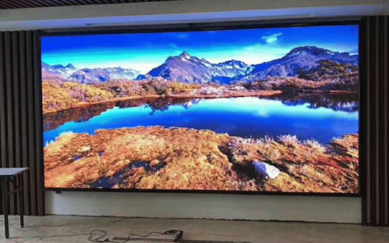 Mối liên hệ giữa kích thước màn hình LED và độ phân giải