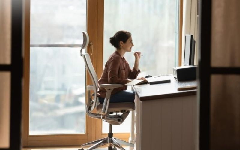 Nguyên nhân khiến lưới ghế công thái học bị chùng